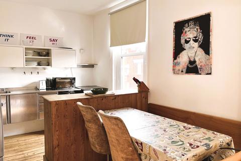 1 bedroom apartment to rent, Bloomsbury, London WC1N