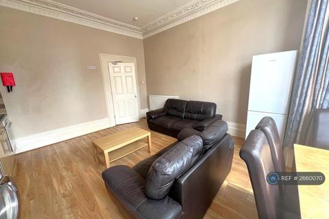 6 bedroom flat to rent, Belvoir Road, Bristol, BS6