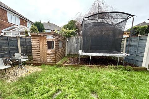 undefined, Needwood Road, Woodley