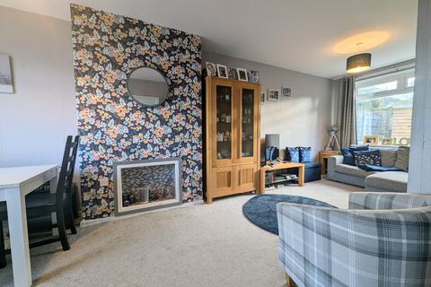 undefined, Needwood Road, Woodley