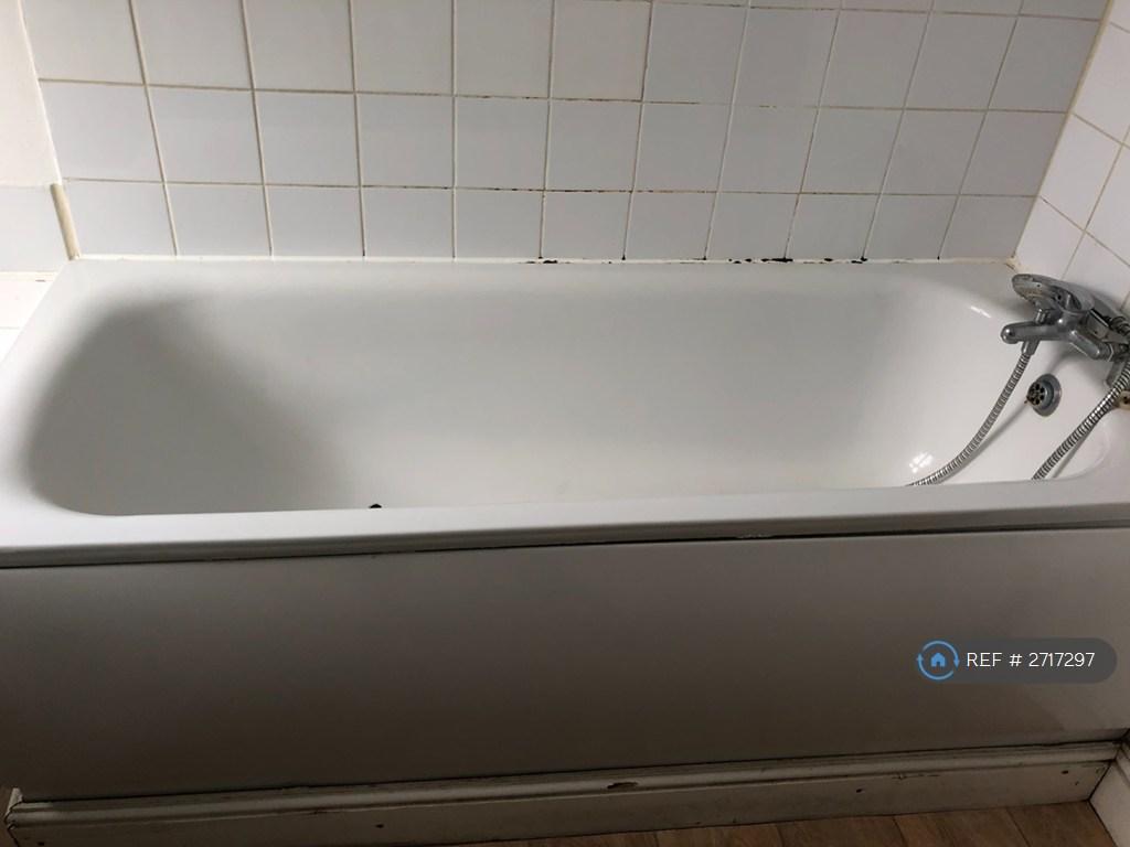 1st Floor Toilet
