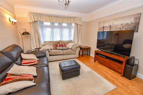 3 bedroom house for sale, Kings Road, London Colney, AL2