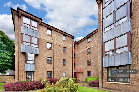3 bedroom flat to rent, Sienna Garden, Edinburgh, EH9
