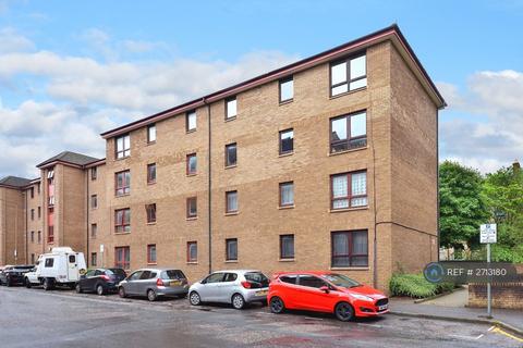 3 bedroom flat to rent, Sienna Garden, Edinburgh, EH9