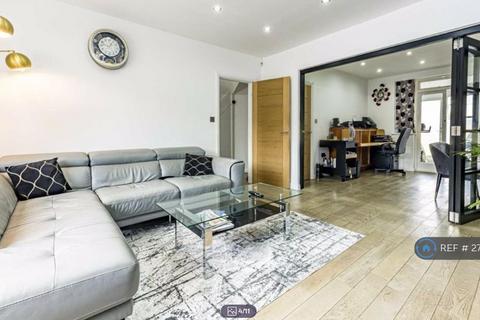 undefined, Fordbridge Road, Ashford, TW15