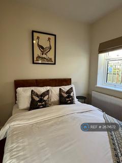 1 bedroom flat to rent, Redfern Close, Cambridge, CB4
