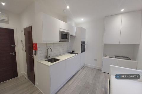 undefined, Mountview Road, London, N4