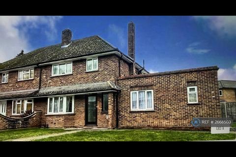undefined, Spring Rise, Egham, TW20