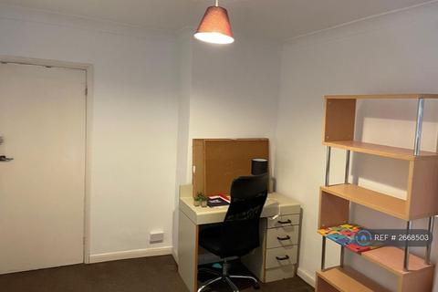 undefined, Spring Rise, Egham, TW20