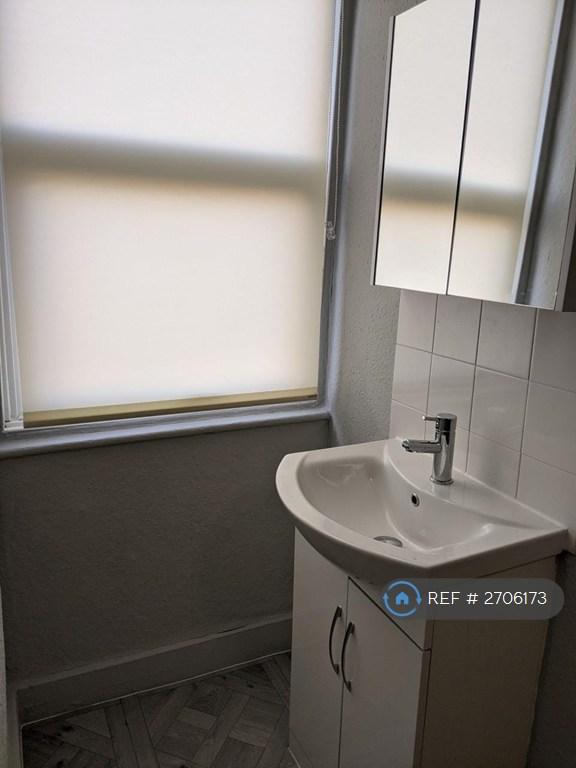 Bathroom (2 Of 2)