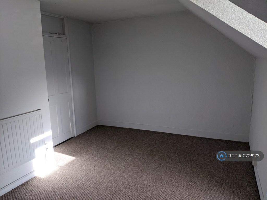 Bedroom (1 Of 2)