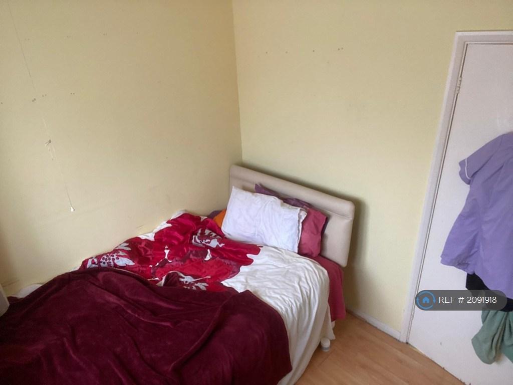 Third Bedroom (Box Room)