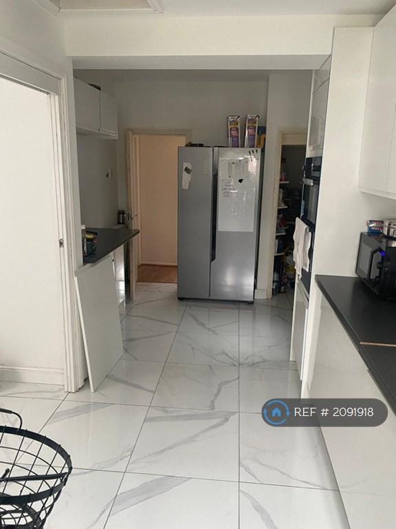 Kitchen (Extended)