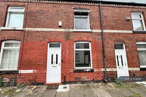2 bedroom terraced house to rent, Watson Street, Eccles, Manchester, M30