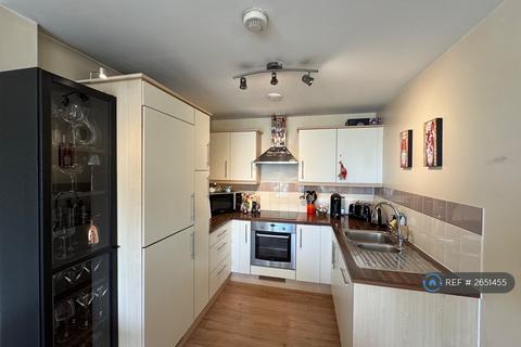 2 bedroom flat to rent, Oakley House, London, SE11
