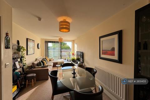 2 bedroom flat to rent, Oakley House, London, SE11