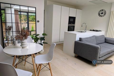 undefined, Beresford Court, Twickenham, TW1