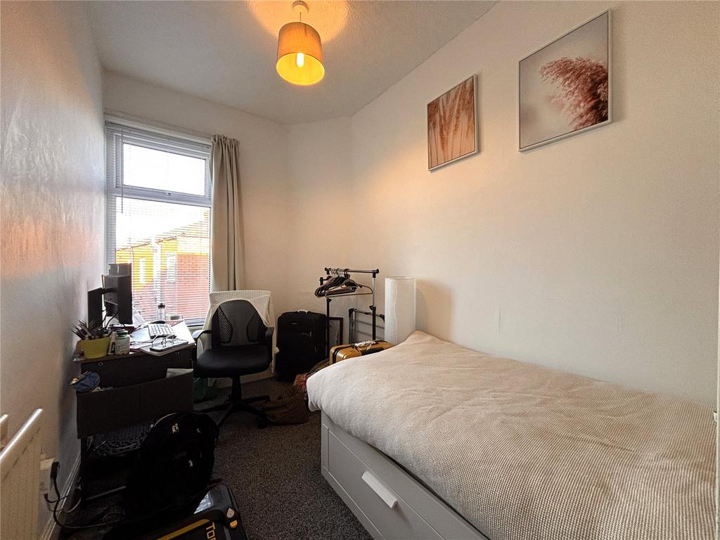 2nd Bedroom