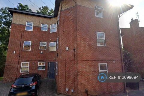 2 bedroom flat to rent, Highbury Court, Leeds, LS6