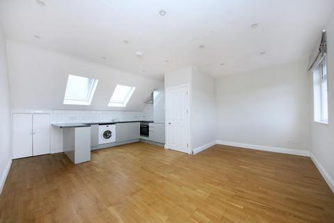 3 bedroom flat for sale, Lexden Road, W3