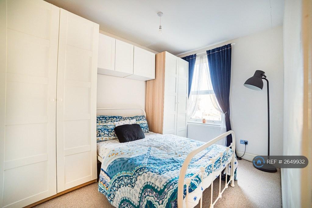 Double Bedroom 2