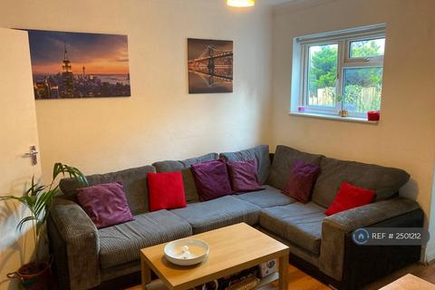 undefined, Woodford Road, Watford, WD17