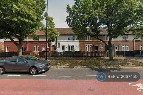 3 bedroom terraced house to rent, Sandford Road, Doncaster, DN4