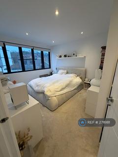 undefined, High Street, Purley, CR8