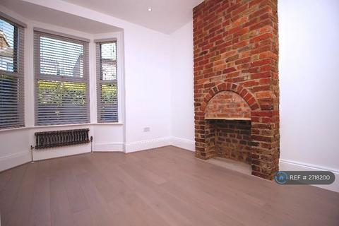 undefined, Albert Square, London, E15