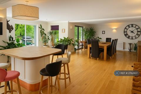 5 bedroom semi-detached house to rent, Royston Road, Harston, Cambridge, CB22