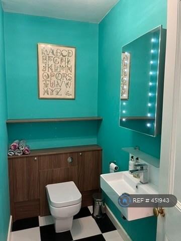 Communal Downstairs Cloakroom (Toilet)