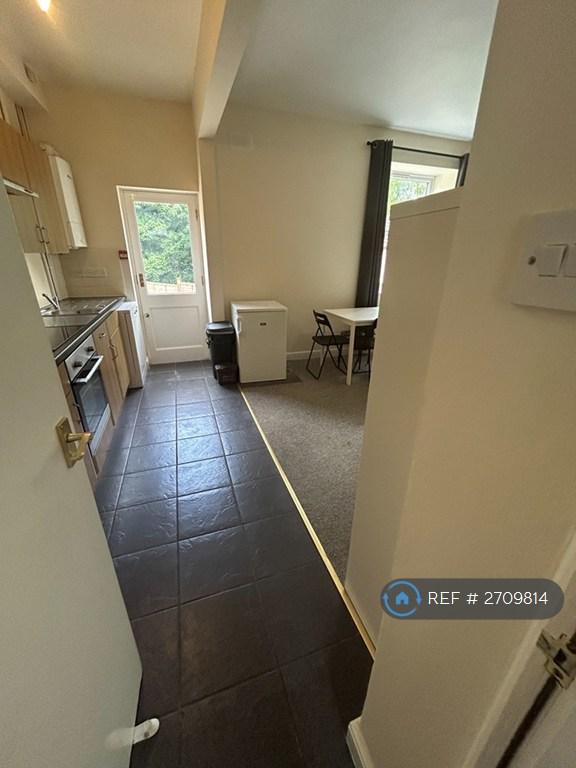 Kitchen / Living Room