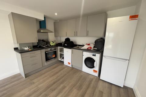 undefined, Barge Drive, Southall, Greater London, UB2