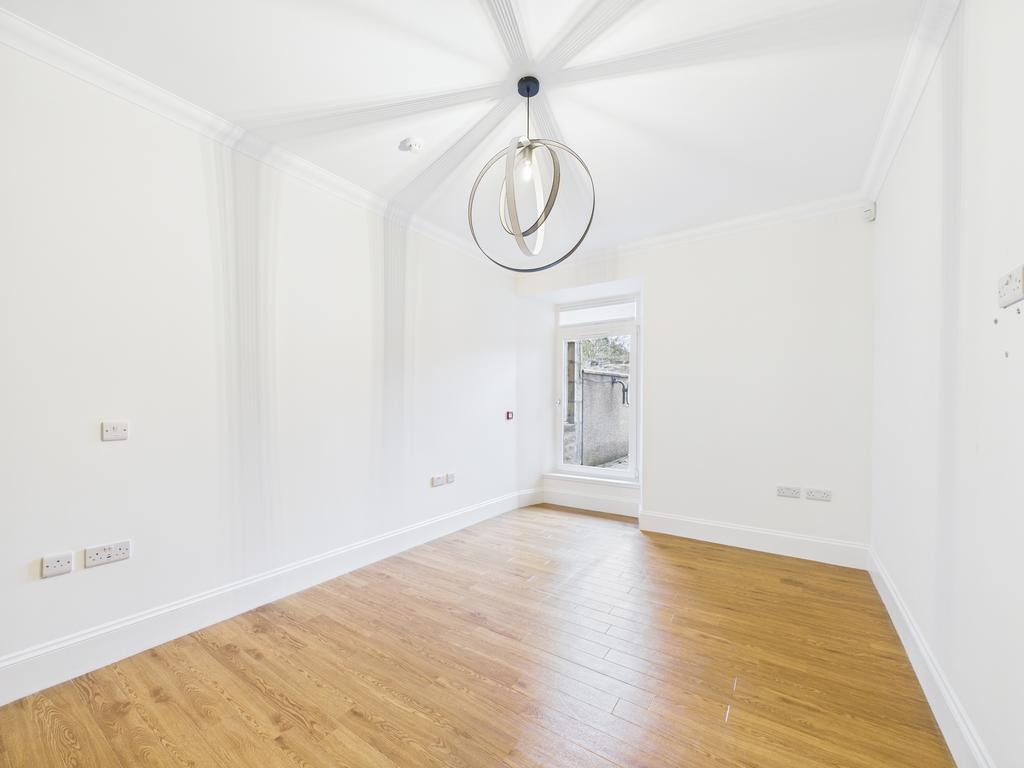 Cam03185 g0 pr0125 still017