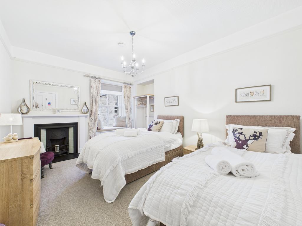 Cam03481 g0 pr0121 still021