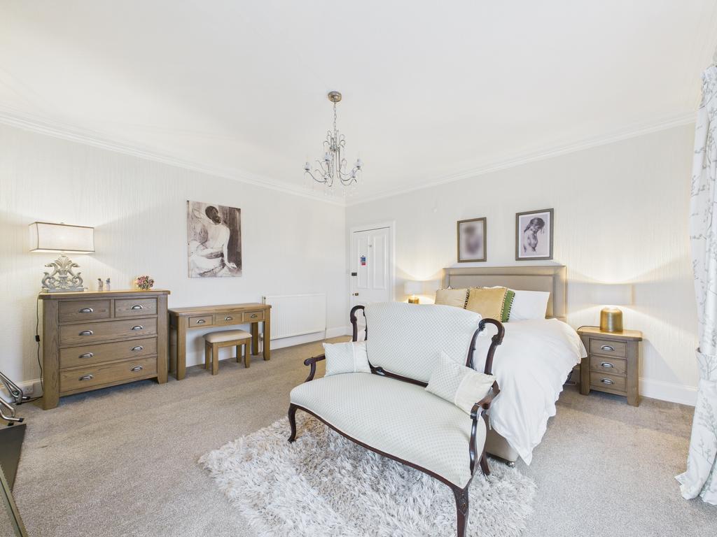 Cam03481 g0 pr0121 still018