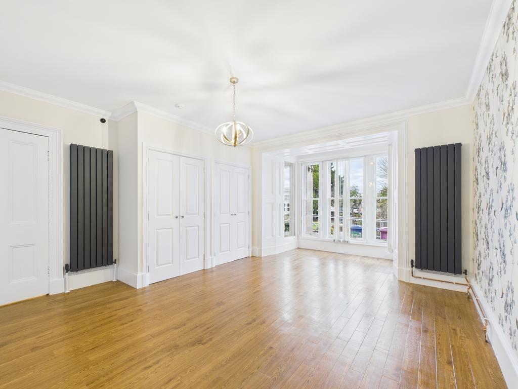 Cam03185 g0 pr0125 still010