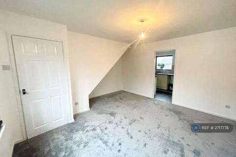 undefined, Ffordd Trecastell, Llanharry, Pontyclun, CF72