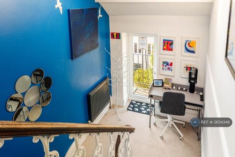 1 bedroom flat to rent, St. Michaels Place, Brighton, BN1
