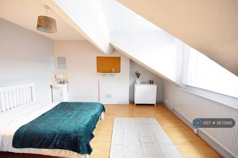 1 bedroom in a house share to rent, Westcotes Drive, Leicester, LE3