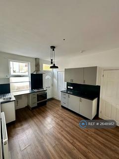3 bedroom terraced house to rent, South View Crescent, Sheffield, S7