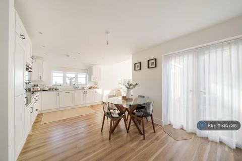 undefined, Park Road, Moggerhanger, Bedford, MK44
