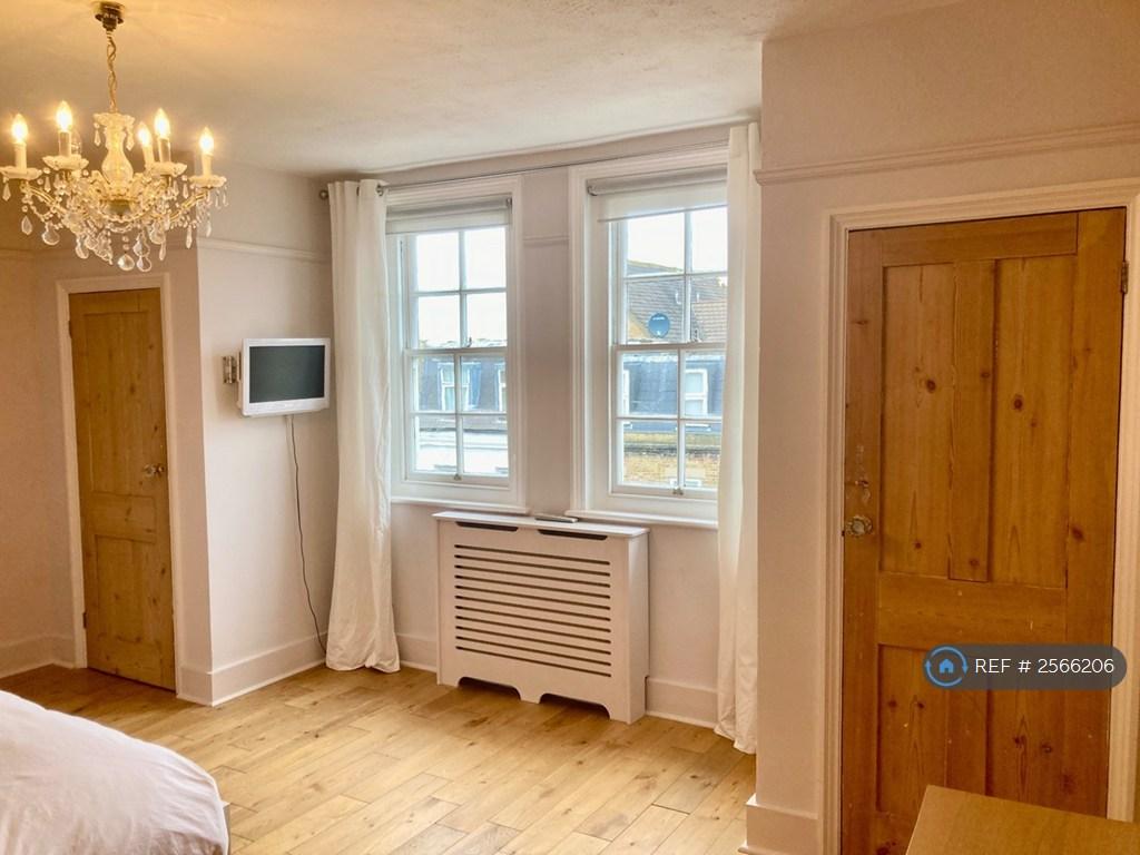 Double Integrated Wardrobes