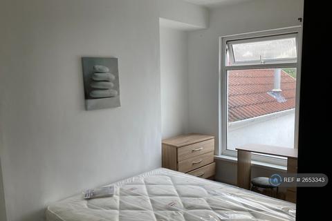 1 bedroom in a house share to rent, Cromwell Street, Swansea, SA1