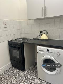 3 bedroom terraced house to rent, Claremont Road, Manchester, M14