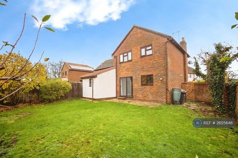 3 bedroom detached house to rent, Maltings Close, Tonbridge, TN11