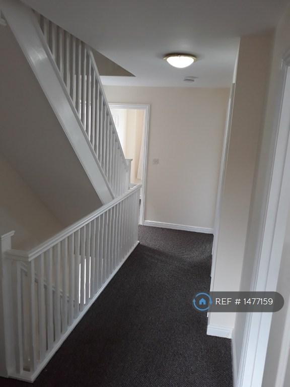 1st Floor Landing 2