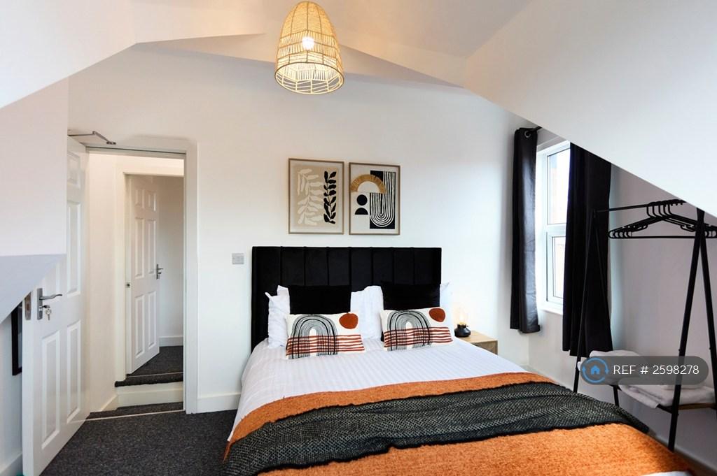 Double Bedroom 2nd Floor