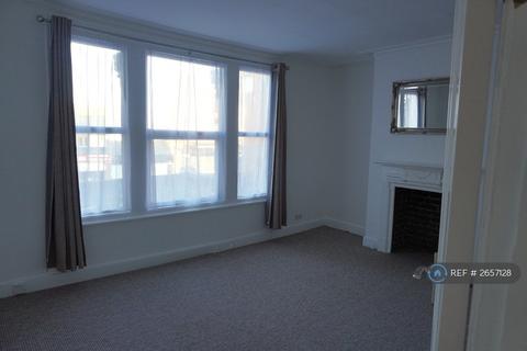 2 bedroom flat to rent, Ewell Road, Surbiton, KT6