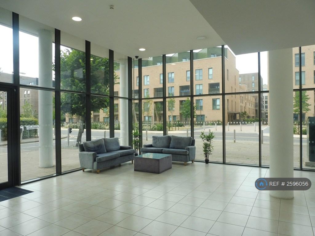 Lobby, Secure